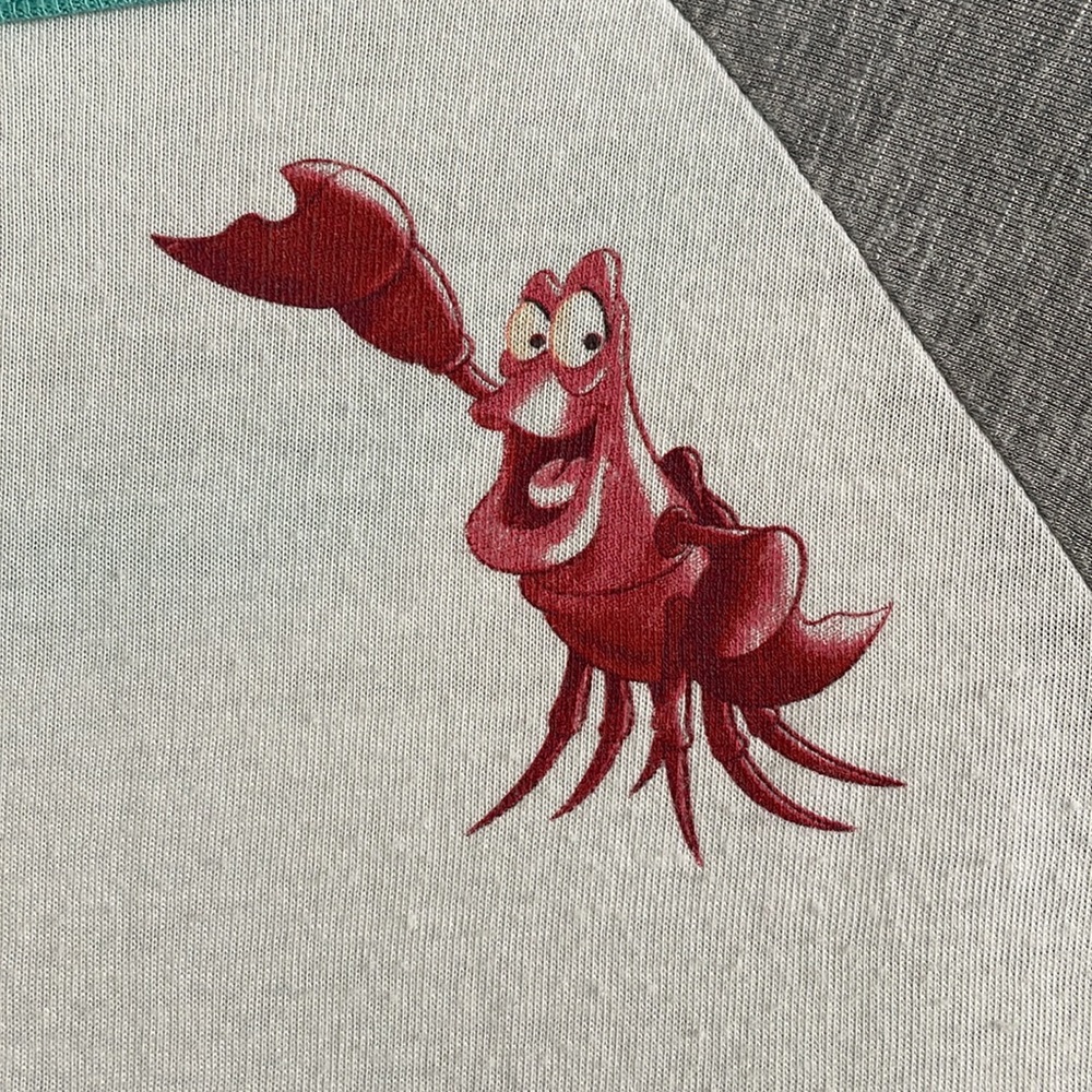 *SOLD* Disney’s The Little Mermaid Shirt, Size Medium - Picture 5 of 5